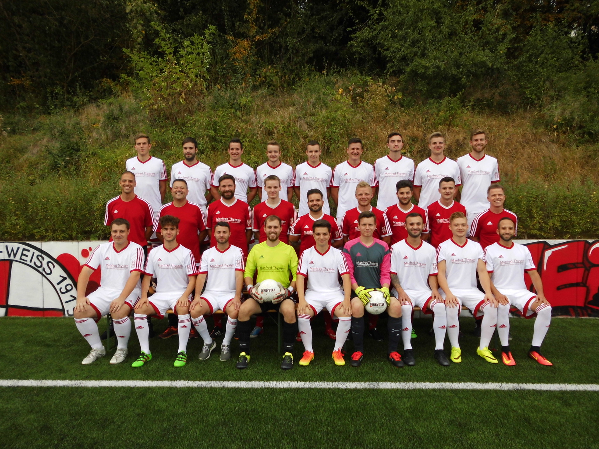 1. Mannschaft des FV Rot-Weiss Erpel - Bild folgt!